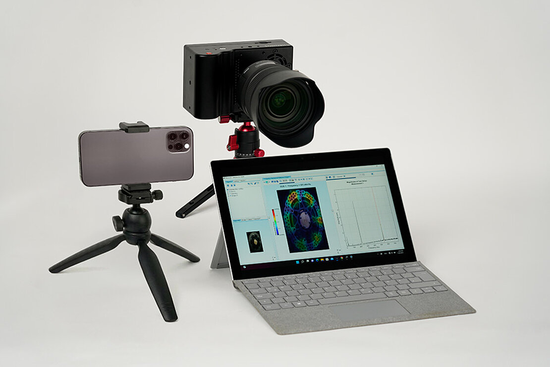 wavecam-software-and-chronos-smartphone