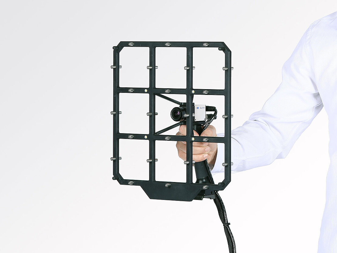 Sound intensity and near field measurement with array Paddle2x24 