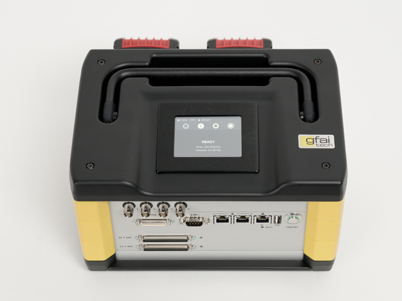 Data recorder gt4 series with integrated display