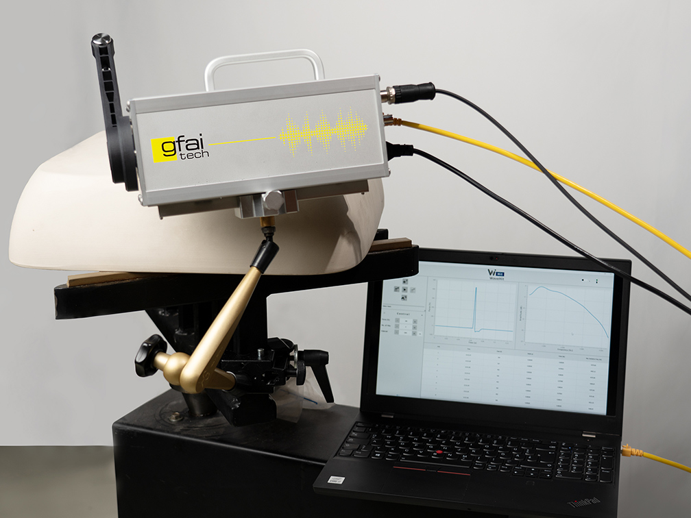 Quality monitoring with impact hammer Wavehit<sup>MAX</sup> and QAIros